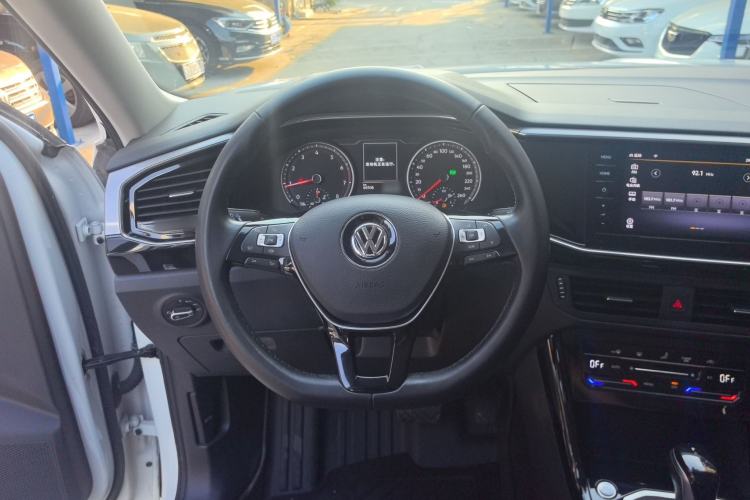 Used Volkswagen Tayron 2020 330TSI Two-Wheel Drive Luxury Smart Connectivity Version Steering Wheel