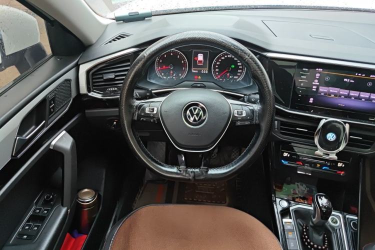 Used Volkswagen Tayron 2020 330TSI Two-Wheel Drive Luxury Connected Pro Edition Steering Wheel