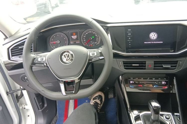 Used Volkswagen Tayron 2020 330TSI Two-Wheel Drive Luxury Smart Connectivity Version Steering Wheel