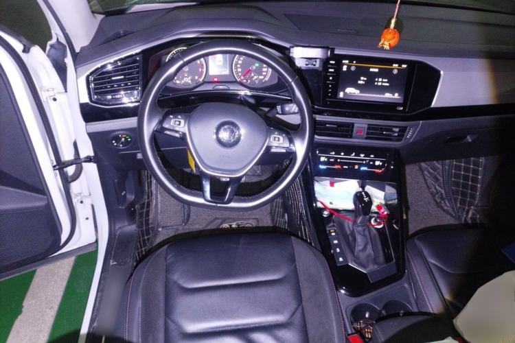 Used Volkswagen Tayron 2020 330TSI Two-Wheel Drive Luxury Smart Connectivity Version Steering Wheel