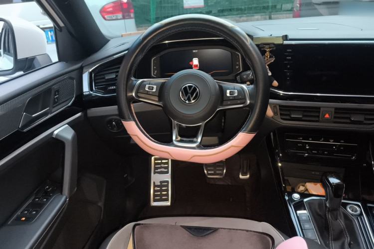 Used Volkswagen Tayron 2020 380TSI All-Wheel Drive R-Line Connected Version Steering Wheel