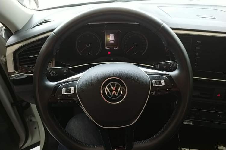 Used Volkswagen Tayron 2020 330TSI Two-Wheel Drive Luxury Smart Connectivity Version Steering Wheel