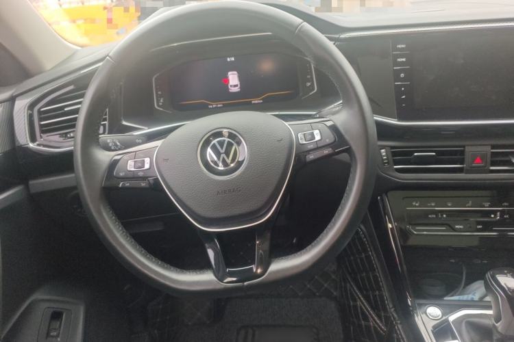 Used Volkswagen Tayron 2020 330TSI Two-Wheel Drive Luxury Connected Pro Edition Steering Wheel