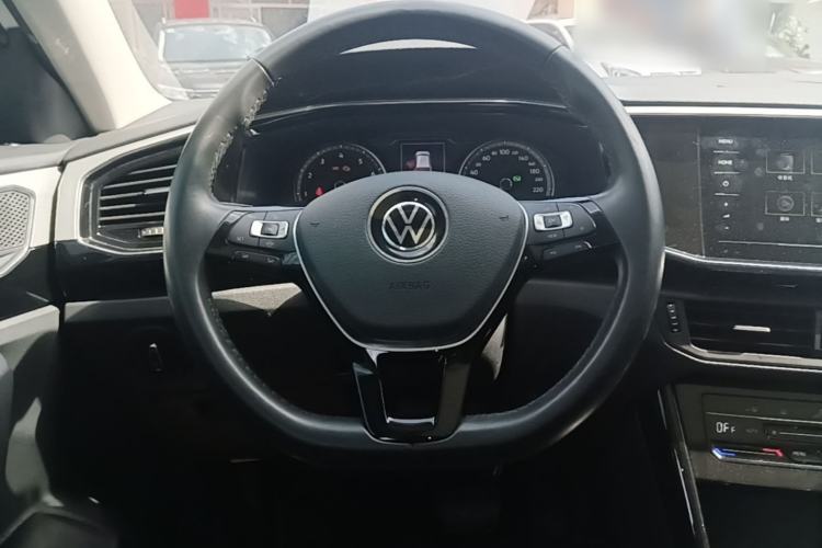 Used Volkswagen Tayron 2020 330TSI Two-Wheel Drive Luxury Smart Connectivity Version Steering Wheel