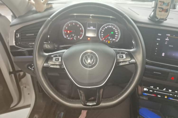 Used Volkswagen Tayron 2020 330TSI Two-Wheel Drive Luxury Smart Connectivity Version Steering Wheel