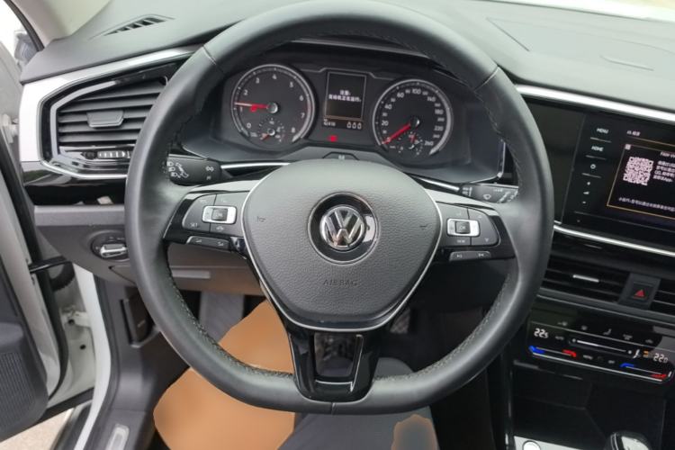 Used Volkswagen Tayron 2020 330TSI Two-Wheel Drive Luxury Smart Connectivity Version Steering Wheel
