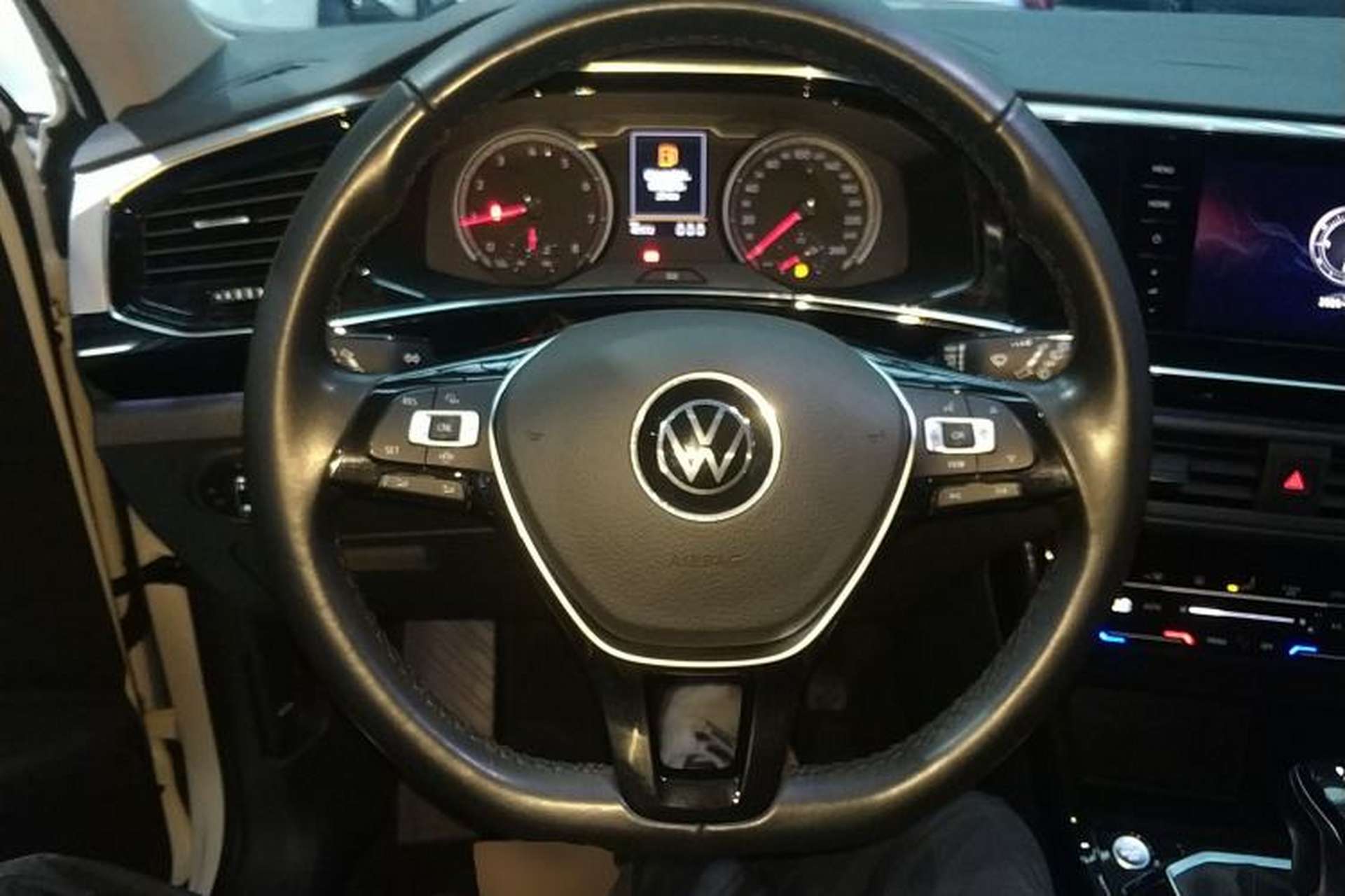 Used Volkswagen Tayron 2020 330TSI Two-Wheel Drive Luxury Smart Connectivity Version Steering Wheel
