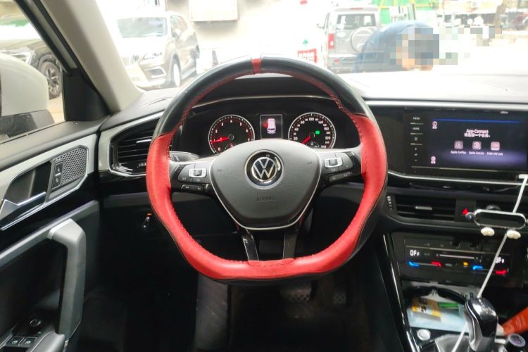 Used Volkswagen Tayron 2020 330TSI Two-Wheel Drive Luxury Smart Connectivity Version Steering Wheel
