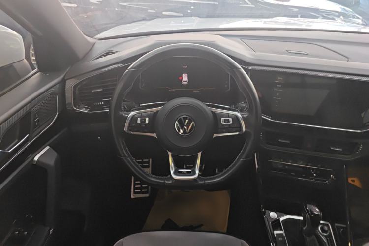 Used Volkswagen Tayron 2020 380TSI All-Wheel Drive R-Line Connected Version Steering Wheel