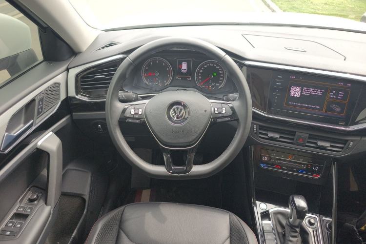 Used Volkswagen Tayron 2020 330TSI Two-Wheel Drive Luxury Smart Connectivity Version Steering Wheel