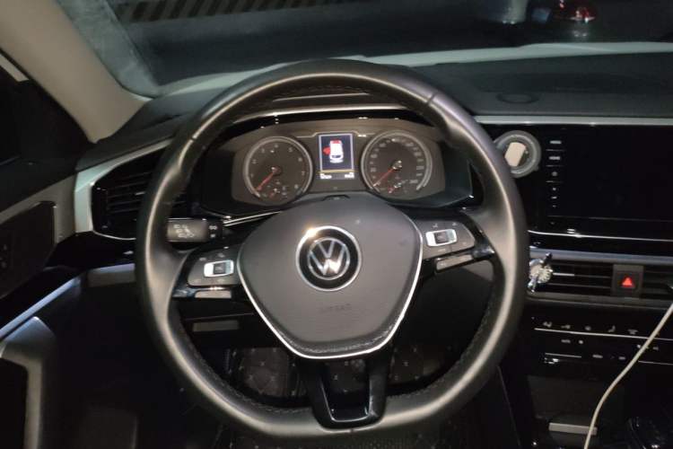 Used Volkswagen Tayron 2020 330TSI Two-Wheel Drive Luxury Smart Connectivity Version Steering Wheel