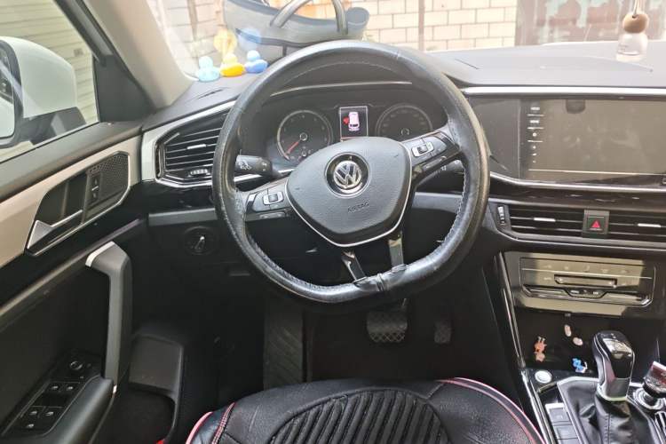 Used Volkswagen Tayron 2020 330TSI Two-Wheel Drive Luxury Smart Connectivity Version Steering Wheel