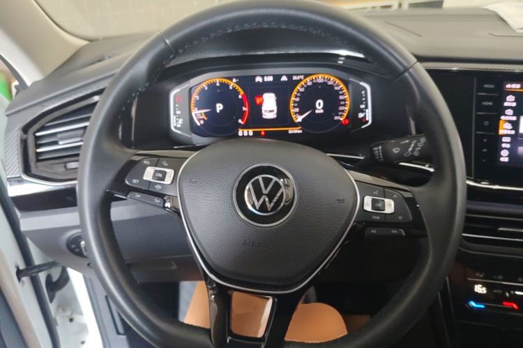 Used Volkswagen Tayron 2020 330TSI Two-Wheel Drive Luxury Connected Pro Edition Steering Wheel