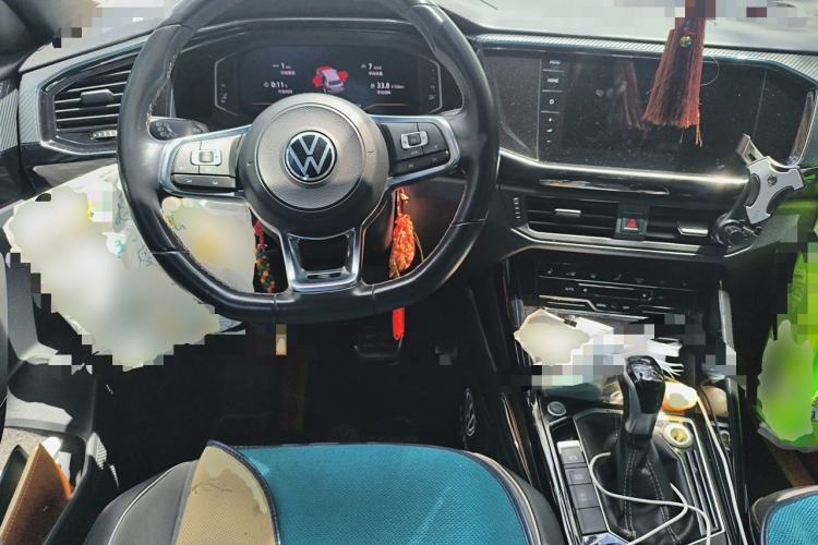 Used Volkswagen Tayron 2020 380TSI All-Wheel Drive R-Line Connected Version Steering Wheel