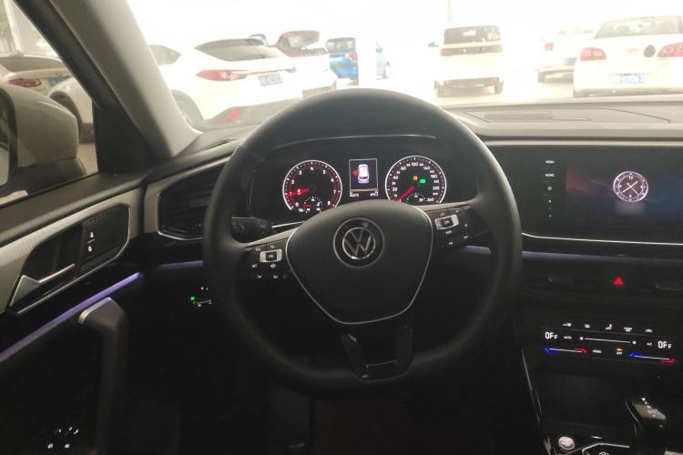 Used Volkswagen Tayron 2020 280TSI Two-Wheel Drive Luxury Connect Edition Steering Wheel
