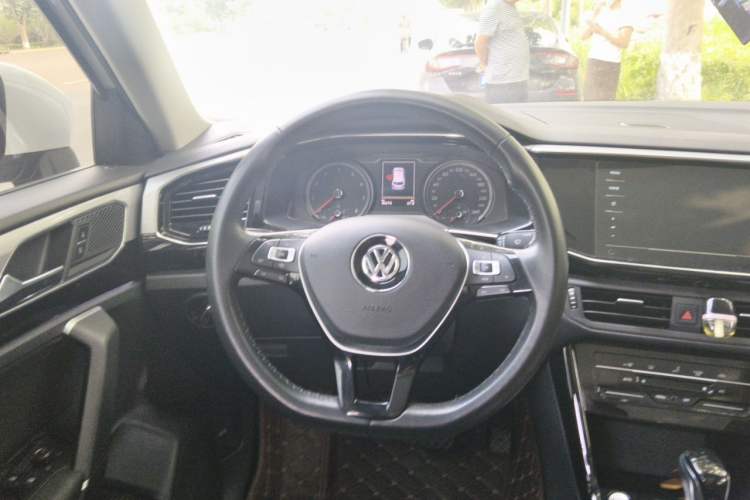Used Volkswagen Tayron 2020 330TSI Two-Wheel Drive Luxury Smart Connectivity Version Steering Wheel