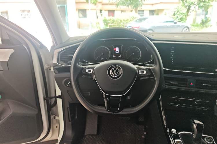 Used Volkswagen Tayron 2020 330TSI Two-Wheel Drive Luxury Smart Connectivity Version Steering Wheel