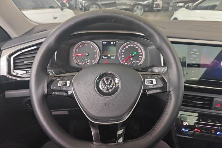 Used Volkswagen Tayron 2020 330TSI Two-Wheel Drive Luxury Smart Connectivity Version Steering Wheel