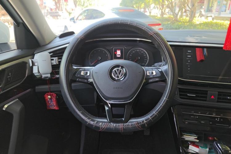 Used Volkswagen Tayron 2020 330TSI Two-Wheel Drive Luxury Smart Connectivity Version Steering Wheel