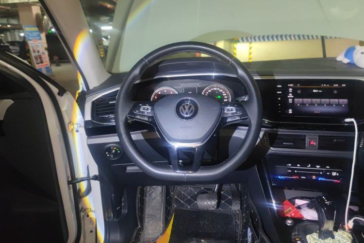 Used Volkswagen Tayron 2020 330TSI Two-Wheel Drive Luxury Smart Connectivity Version Steering Wheel
