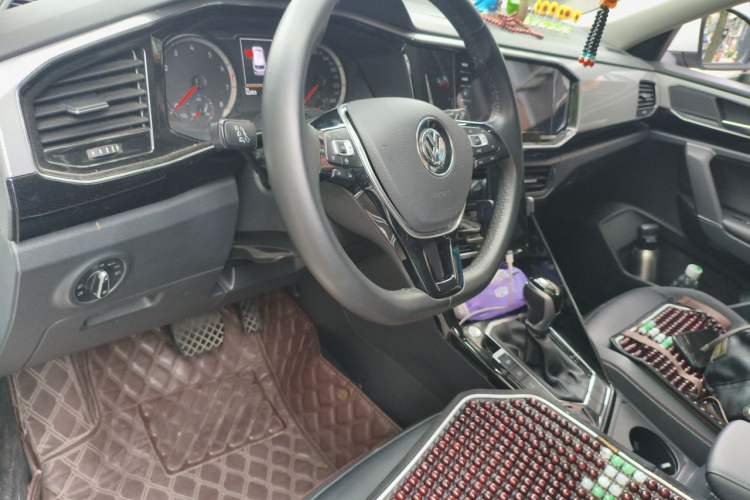 Used Volkswagen Tayron 2020 330TSI Two-Wheel Drive Luxury Smart Connectivity Version Steering Wheel