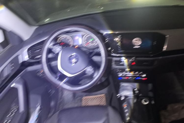 Used Volkswagen Tayron 2020 330TSI Two-Wheel Drive Luxury Smart Connectivity Version Steering Wheel