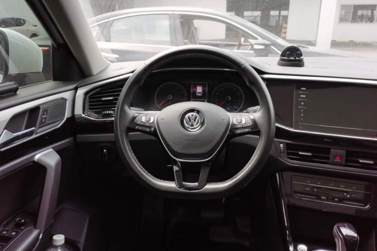 Used Volkswagen Tayron 2020 330TSI Two-Wheel Drive Luxury Smart Connectivity Version Steering Wheel