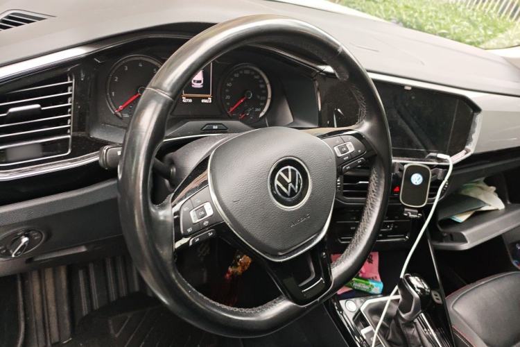 Used Volkswagen Tayron 2020 330TSI Two-Wheel Drive Luxury Smart Connectivity Version Steering Wheel
