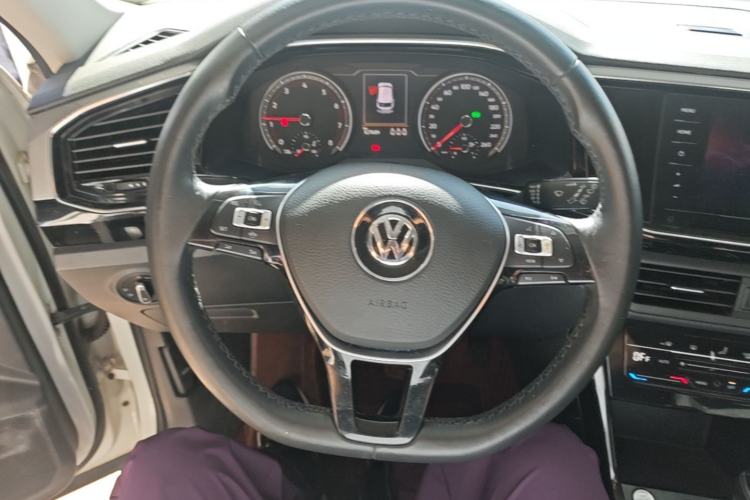 Used Volkswagen Tayron 2020 280TSI Two-Wheel Drive Luxury Connect Edition Steering Wheel