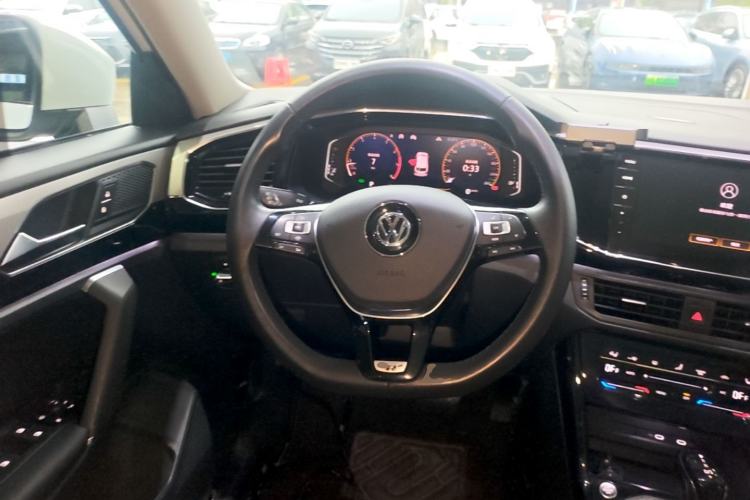 Used Volkswagen Tayron 2020 330TSI Two-Wheel Drive Luxury Smart Connectivity Version Steering Wheel
