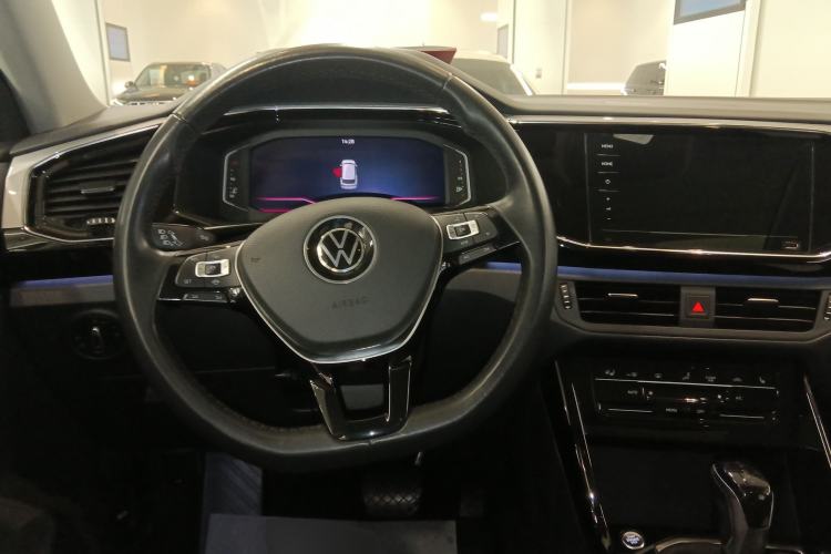 Used Volkswagen Tayron 2020 330TSI Two-Wheel Drive Luxury Smart Connectivity Version Steering Wheel