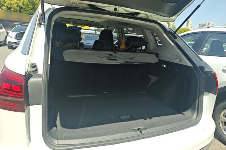 Used Volkswagen Tayron 2020 330TSI Two-Wheel Drive Luxury Smart Connectivity Version Trunk