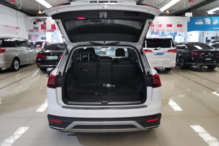 Used Volkswagen Tayron 2020 330TSI Two-Wheel Drive Luxury Smart Connectivity Version Trunk