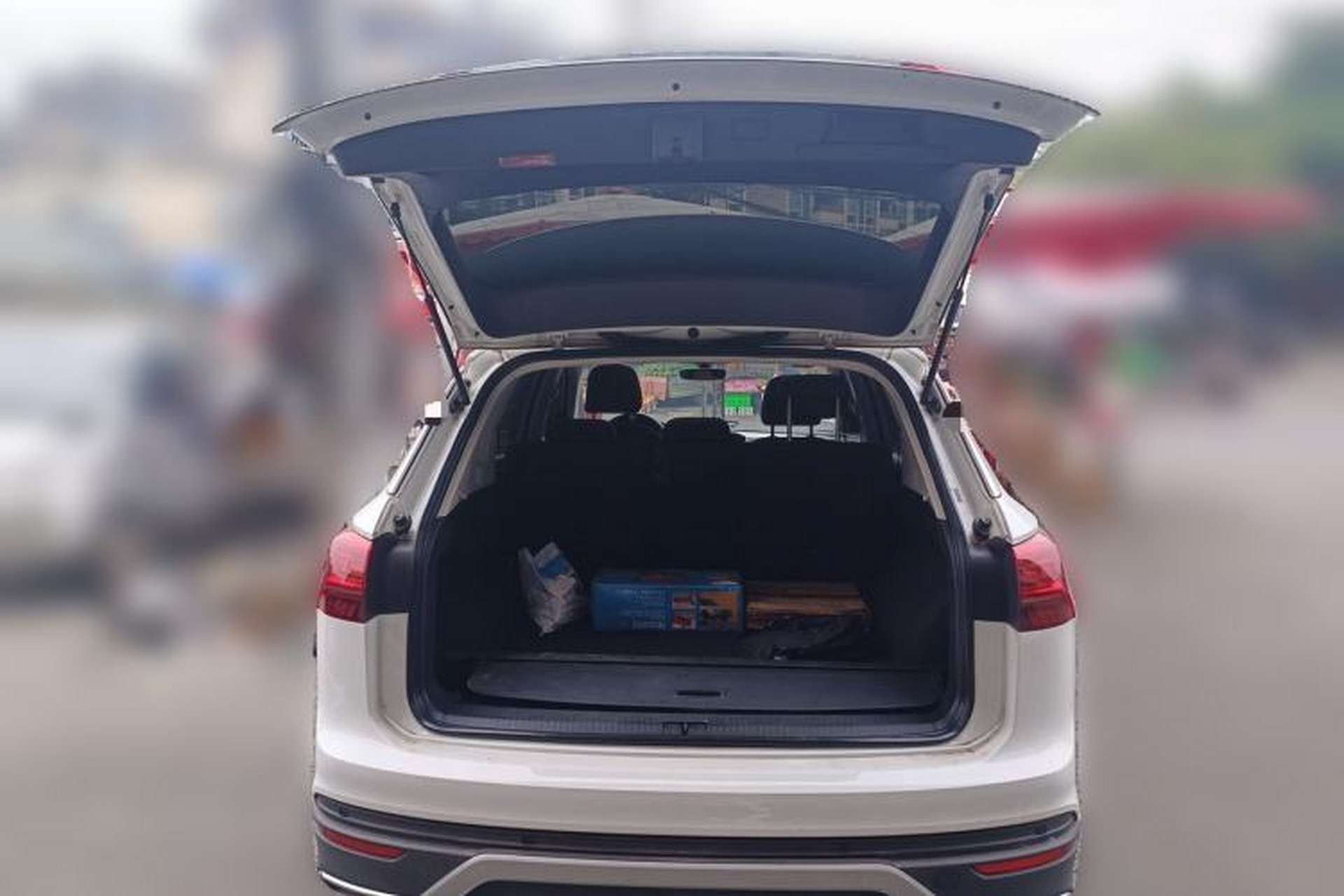 Used Volkswagen Tayron 2020 330TSI Two-Wheel Drive Luxury Smart Connectivity Version Trunk