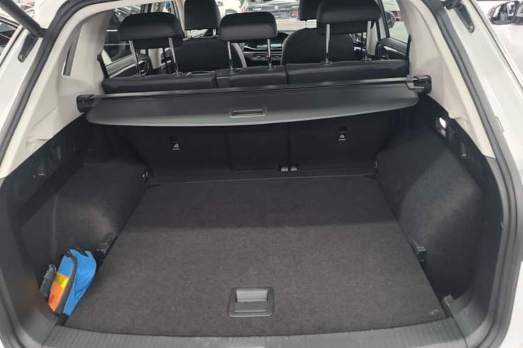 Used Volkswagen Tayron 2020 330TSI Two-Wheel Drive Luxury Smart Connectivity Version Trunk
