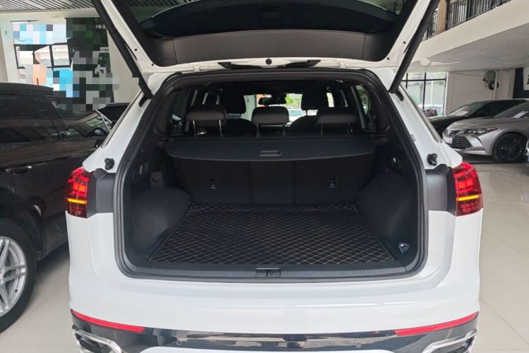 Used Volkswagen Tayron 2020 380TSI All-Wheel Drive R-Line Connected Version Trunk