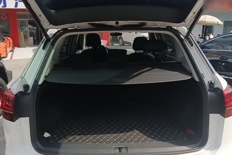 Used Volkswagen Tayron 2020 330TSI Two-Wheel Drive Luxury Smart Connectivity Version Trunk