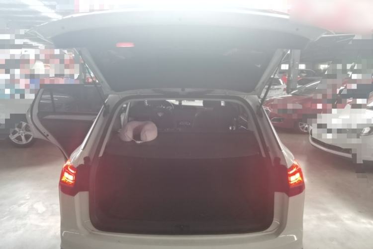 Used Volkswagen Tayron 2020 330TSI Two-Wheel Drive Luxury Smart Connectivity Version Trunk