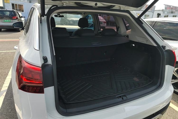 Used Volkswagen Tayron 2020 330TSI Two-Wheel Drive Luxury Smart Connectivity Version Trunk