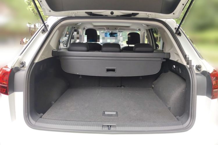 Used Volkswagen Tayron 2020 330TSI Two-Wheel Drive Luxury Smart Connectivity Version Trunk