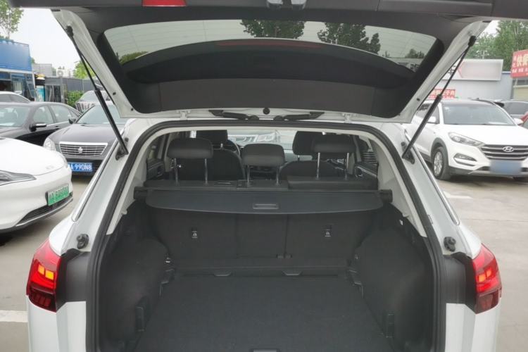 Used Volkswagen Tayron 2020 330TSI Two-Wheel Drive Luxury Smart Connectivity Version Trunk
