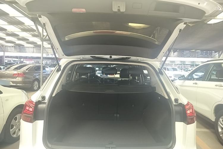Used Volkswagen Tayron 2020 280TSI Two-Wheel Drive Comfort Connect Edition Trunk