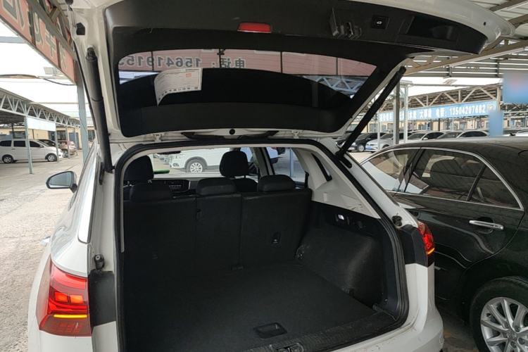 Used Volkswagen Tayron 2020 330TSI Two-Wheel Drive Luxury Smart Connectivity Version Trunk