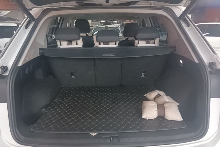 Used Volkswagen Tayron 2020 280TSI Two-Wheel Drive Luxury Connect Edition Trunk