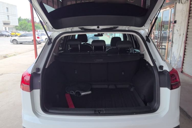 Used Volkswagen Tayron 2020 330TSI Two-Wheel Drive Luxury Smart Connectivity Version Trunk
