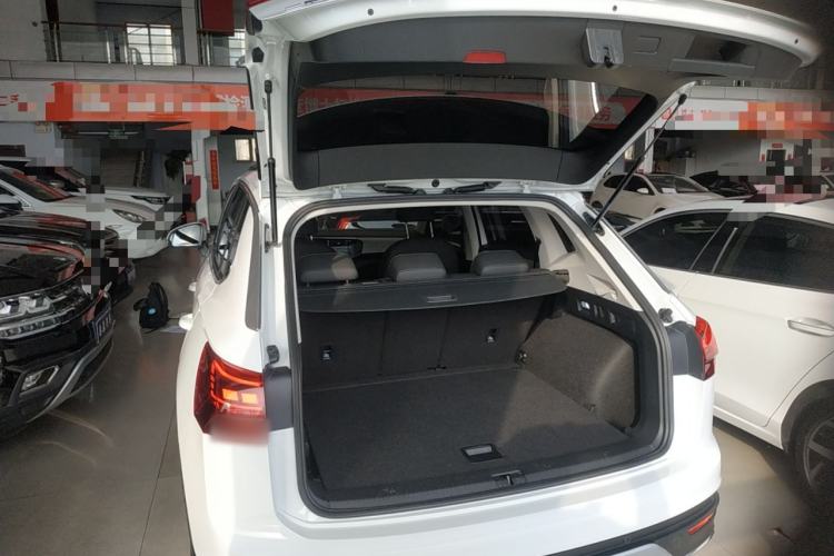 Used Volkswagen Tayron 2020 330TSI Two-Wheel Drive Luxury Smart Connectivity Version Trunk