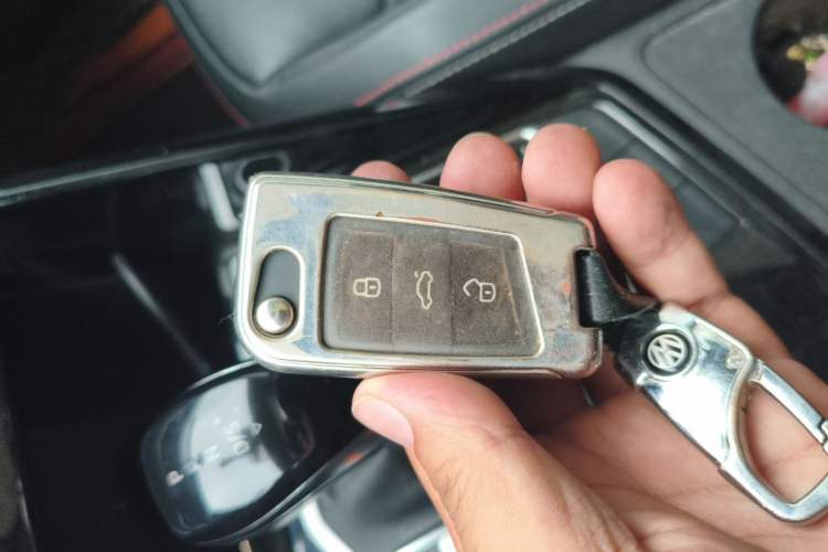 Used Volkswagen Tayron 2020 330TSI Two-Wheel Drive Luxury Smart Connectivity Version Vehicle Key