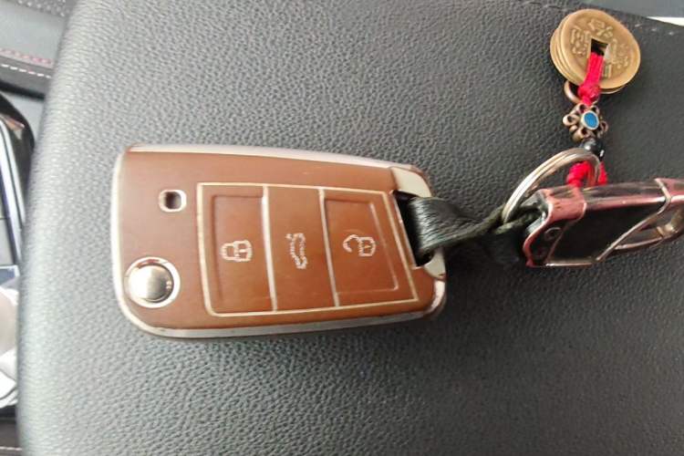 Used Volkswagen Tayron 2020 280TSI Two-Wheel Drive Luxury Connect Edition Vehicle Key