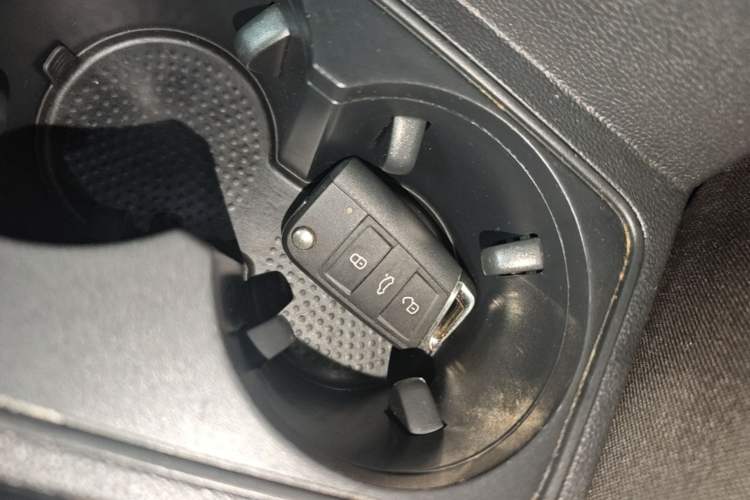 Used Volkswagen Tayron 2020 380TSI All-Wheel Drive R-Line Connected Version Vehicle Key