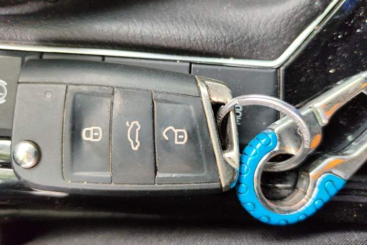 Used Volkswagen Tayron 2020 330TSI Two-Wheel Drive Luxury Smart Connectivity Version Vehicle Key